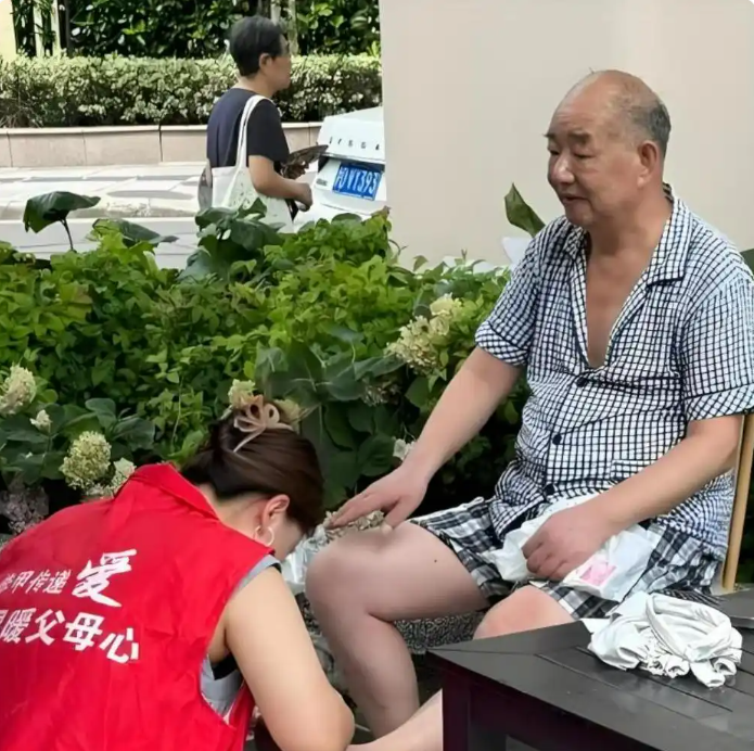 名家看经济：银发经济是高质量发展的重要增